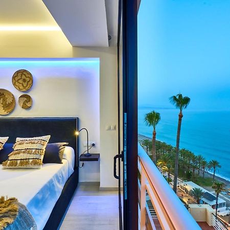 Savanna Beach. Amazing Apartment With Jacuzzi Torremolinos Exteriör bild